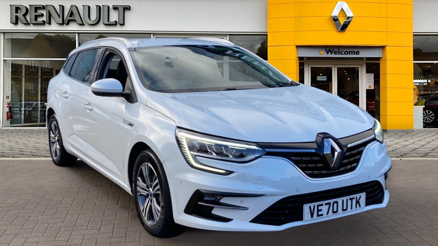 Used Renault Megane 1.6 E-TECH PHEV 160 Iconic 5dr Auto Estate For Sale ...